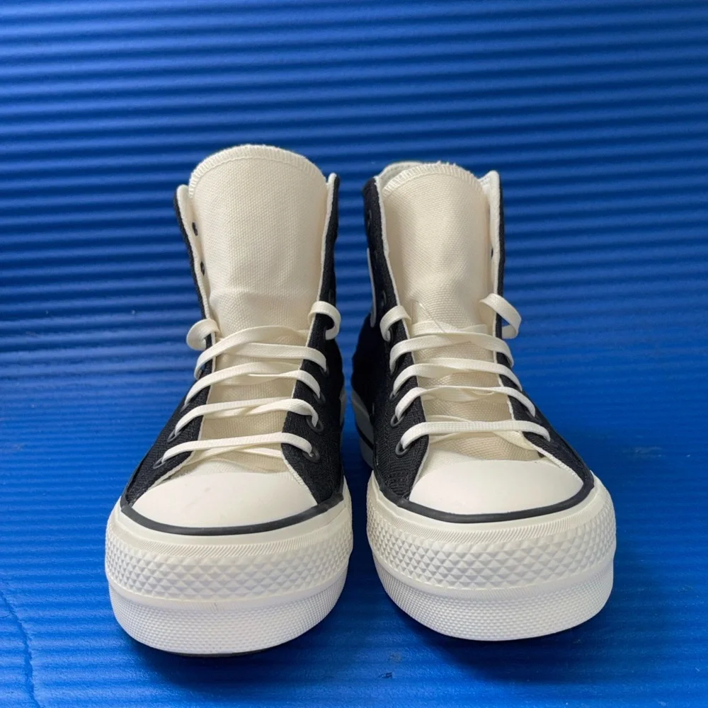 Size 6- Women’s Converse Chuck Taylor All Star Lift HI Black White Shoes A12552C